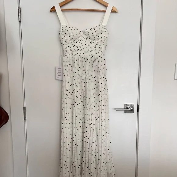 Self-Portrait BNWT white polka-dot dress. Size 0. - Picture 2 of 7